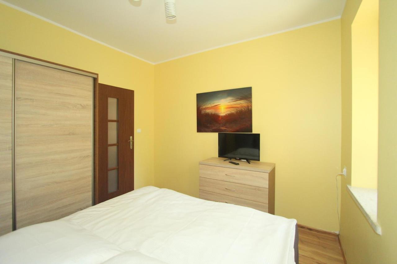 Caloroczny Drewniany Domek Superior I Apartamenty Eko-Oaza W Krynica Morska-Piaski Nowa Karczma  Exterior photo