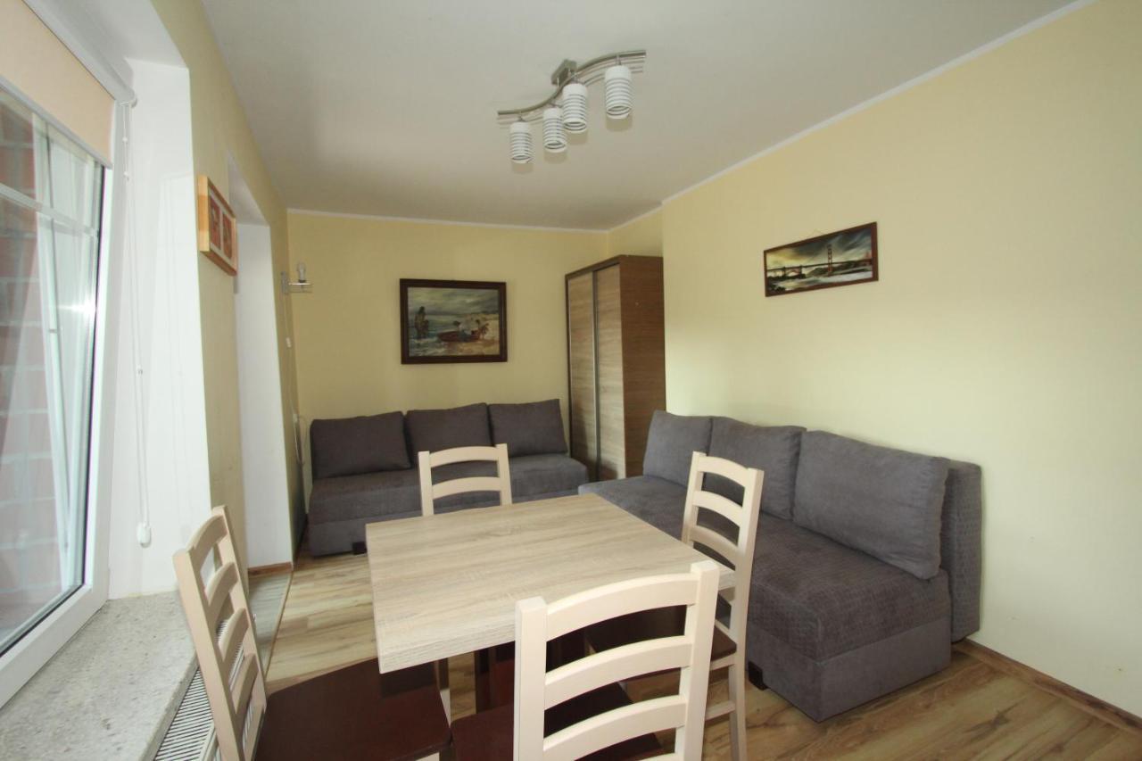 Caloroczny Drewniany Domek Superior I Apartamenty Eko-Oaza W Krynica Morska-Piaski Nowa Karczma  Exterior photo