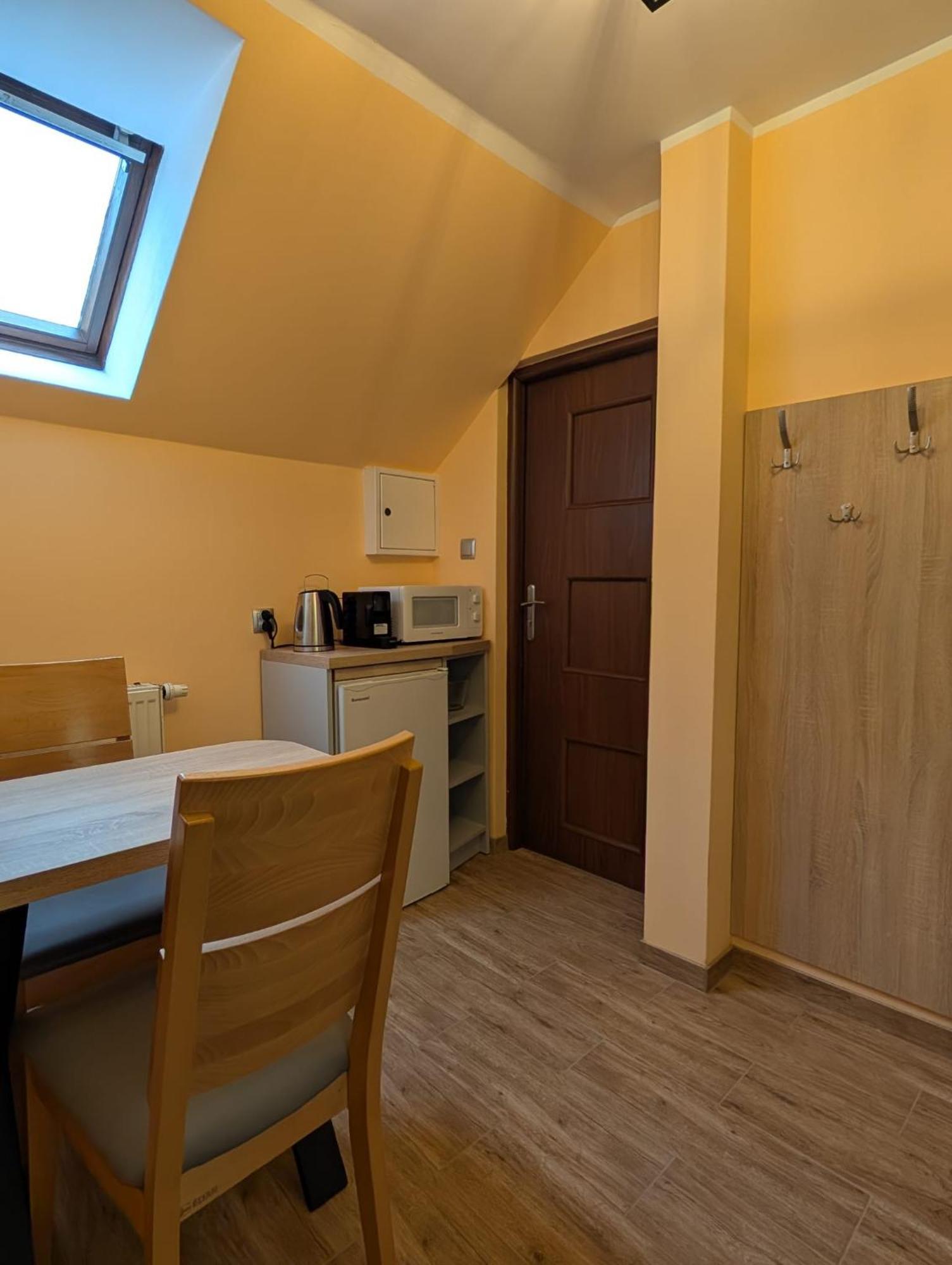 Caloroczny Drewniany Domek Superior I Apartamenty Eko-Oaza W Krynica Morska-Piaski Nowa Karczma  Exterior photo